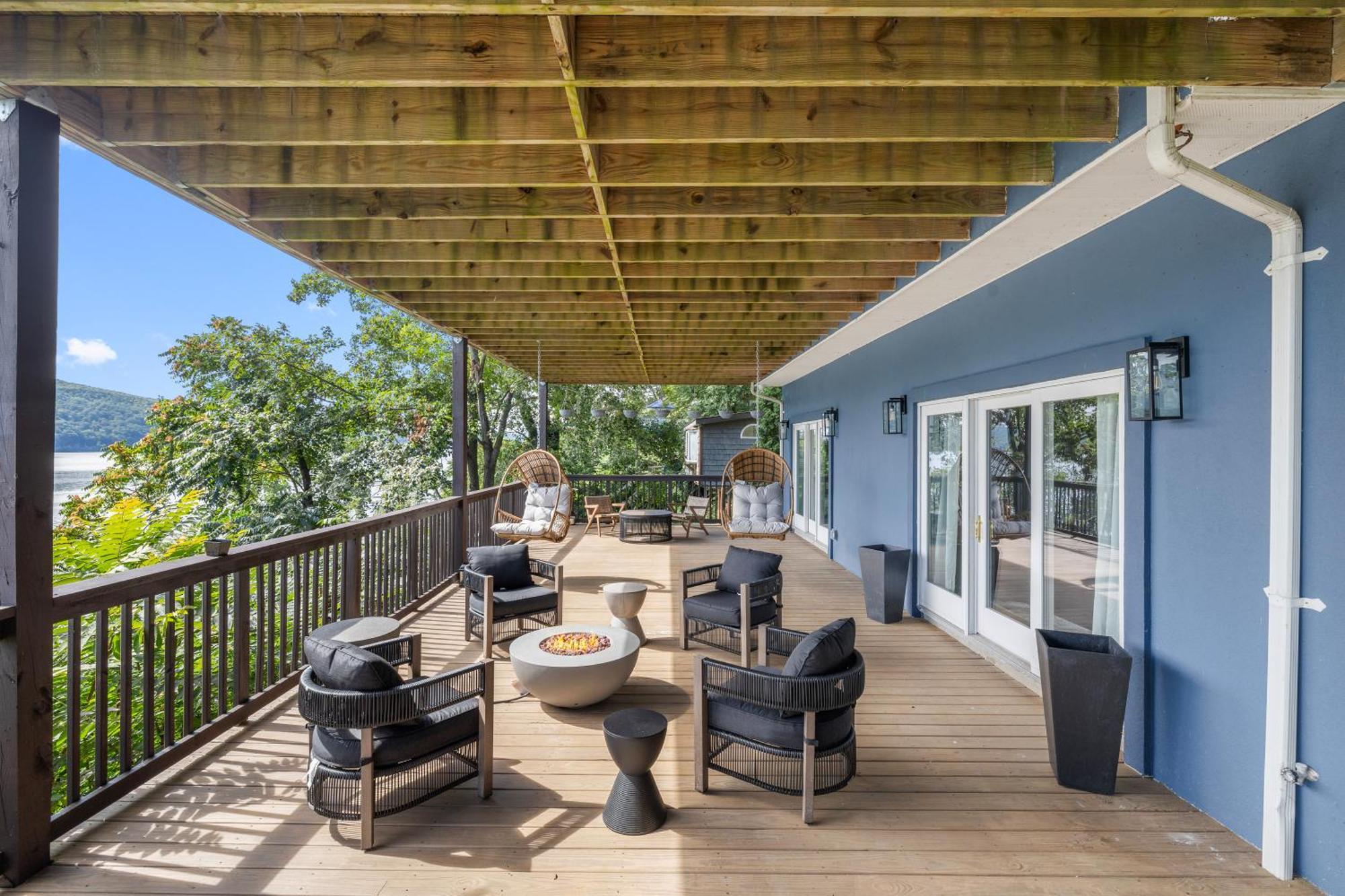 Lakeview House - Hot Tub - Firepit - Stunning Views - Spacious Deck - Cozy Living Room - Bar Greenwood Lake Luaran gambar