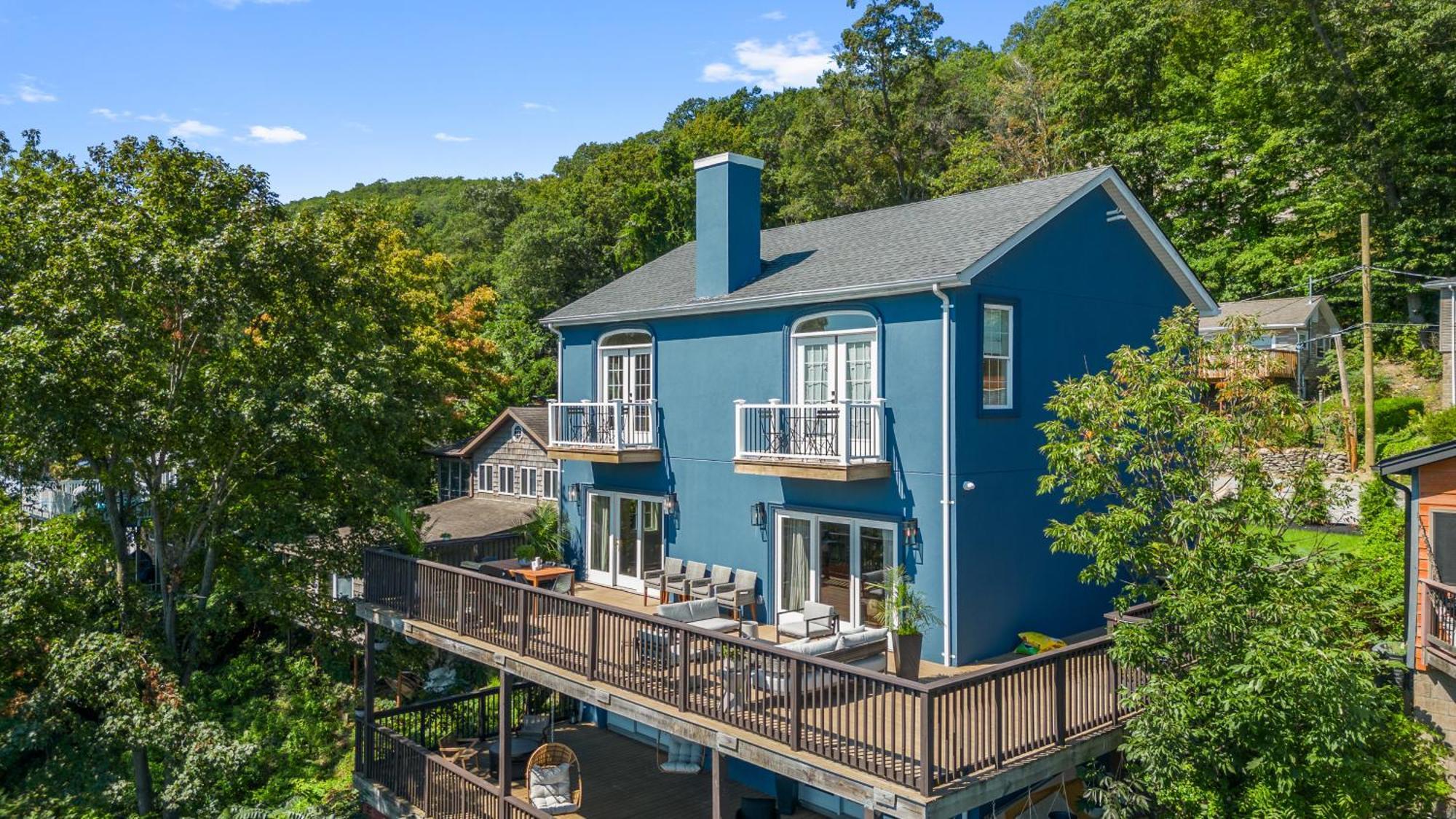Lakeview House - Hot Tub - Firepit - Stunning Views - Spacious Deck - Cozy Living Room - Bar Greenwood Lake Luaran gambar